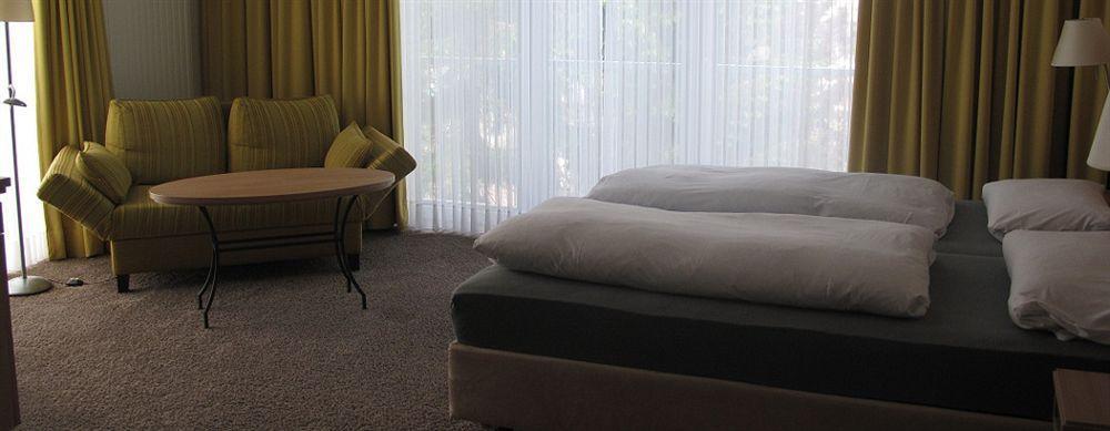 Be Bio Hotel Be Natural - Direkt Am Wasser 톤닝 외부 사진