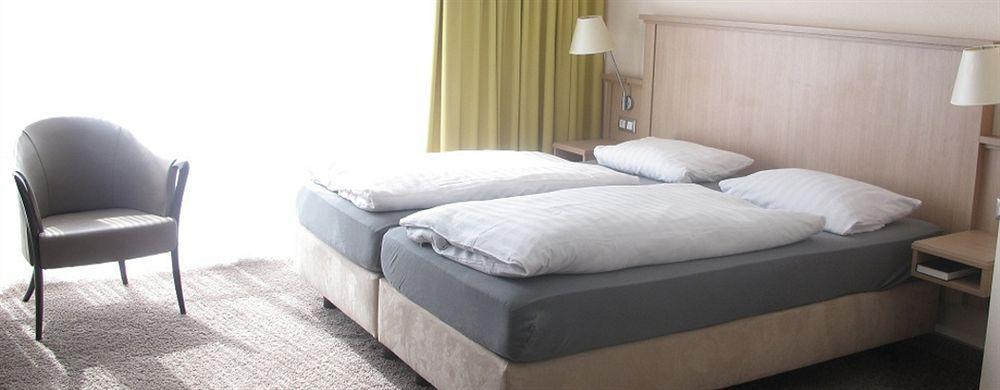 Be Bio Hotel Be Natural - Direkt Am Wasser 톤닝 외부 사진